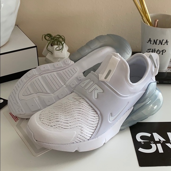 NWT Nike Air Max 270 triple white - Picture 9 of 9